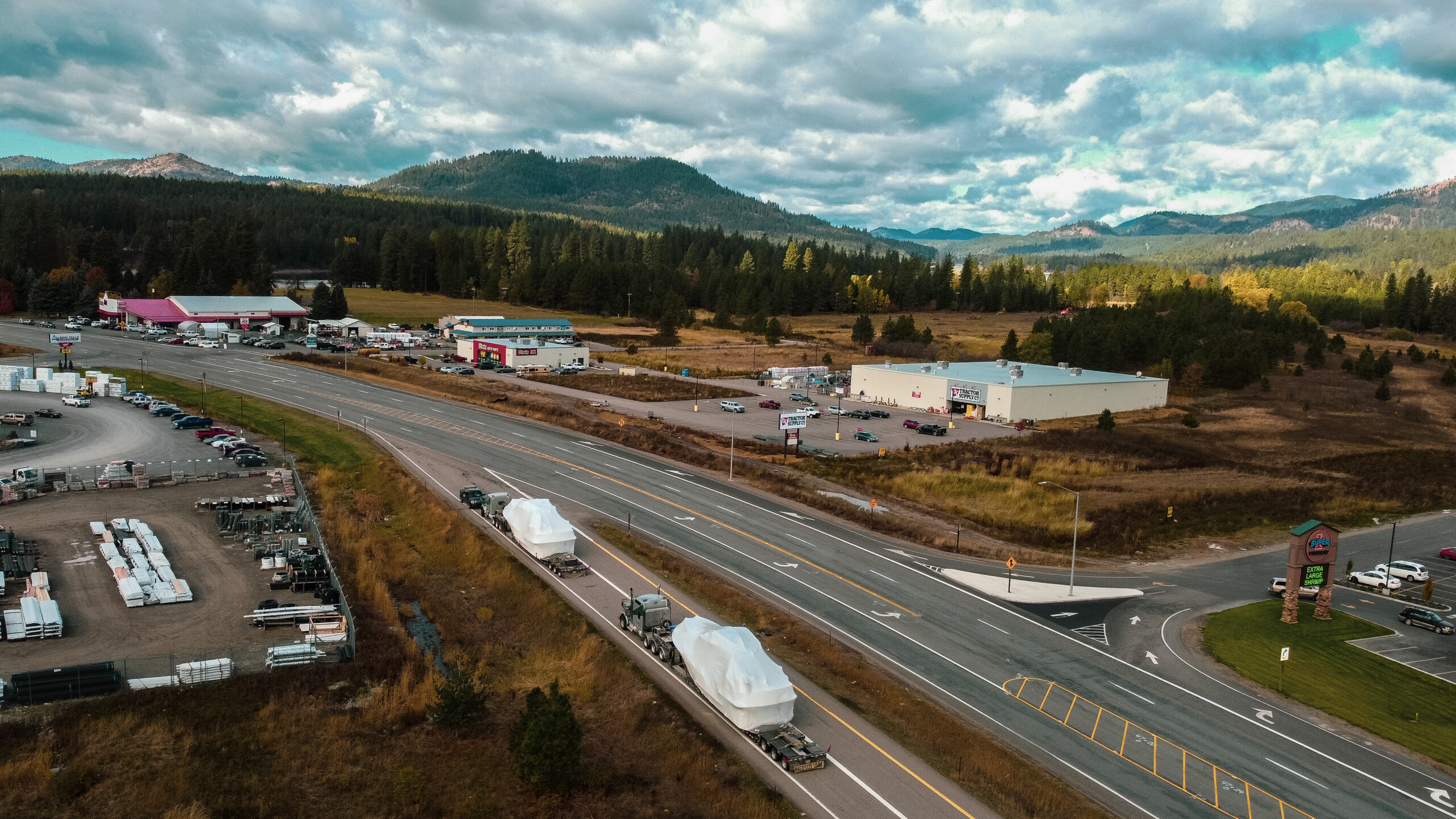 Specialized Equipment for Oversized & Legal Freight - Palco Transportation